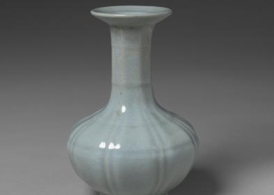 图片[3]-Octagonal vase with green glaze, Qing dynasty, Qianlong reign (1736-1795)-China Archive